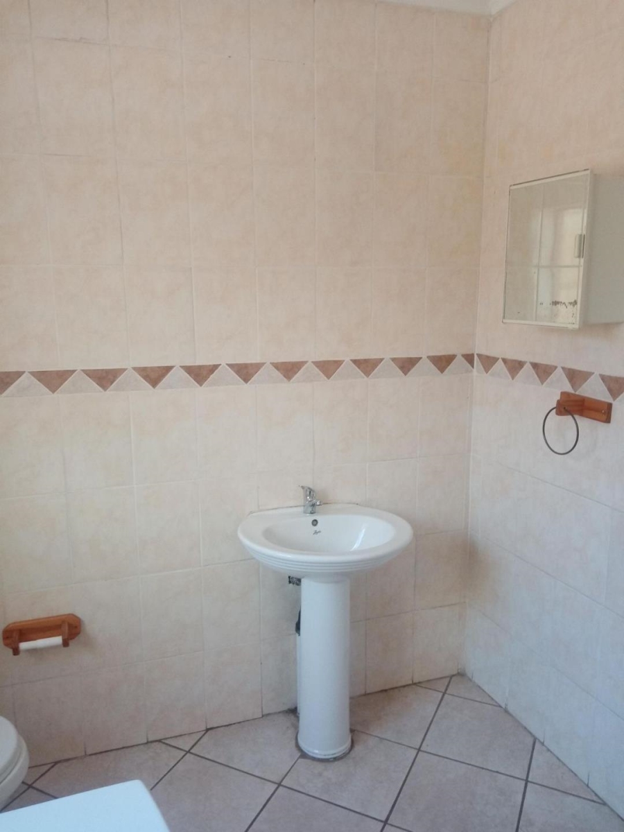 4 Bedroom Property for Sale in Sunnyridge Gauteng