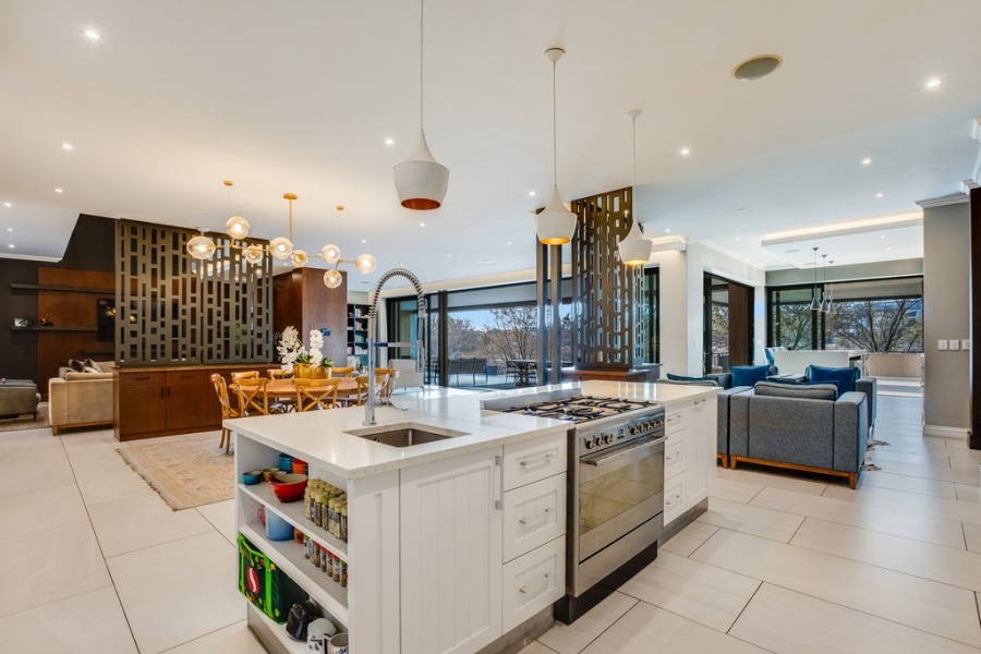 5 Bedroom Property for Sale in Waterfall Country Estate Gauteng