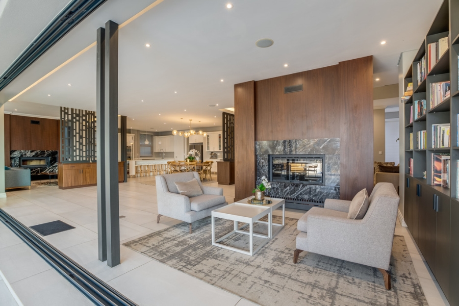 5 Bedroom Property for Sale in Waterfall Country Estate Gauteng