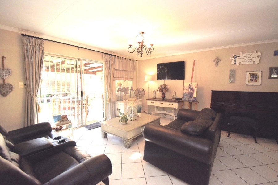 2 Bedroom Property for Sale in Northwold Gauteng