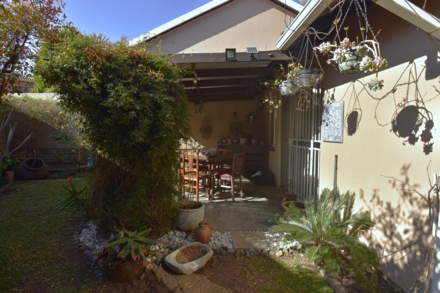 2 Bedroom Property for Sale in Northwold Gauteng