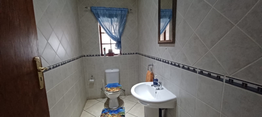 4 Bedroom Property for Sale in Solheim Gauteng