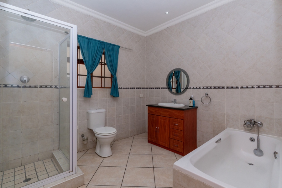 4 Bedroom Property for Sale in Solheim Gauteng
