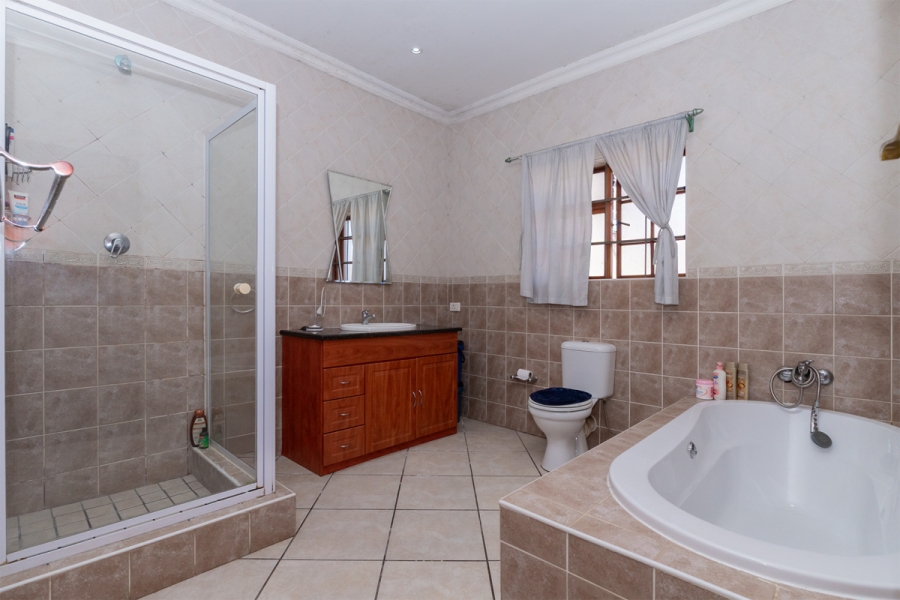 4 Bedroom Property for Sale in Solheim Gauteng
