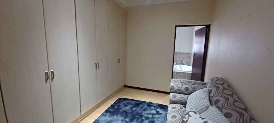4 Bedroom Property for Sale in Solheim Gauteng