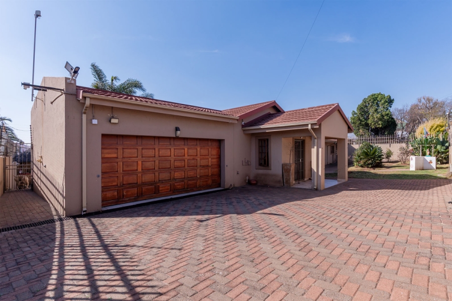 4 Bedroom Property for Sale in Solheim Gauteng