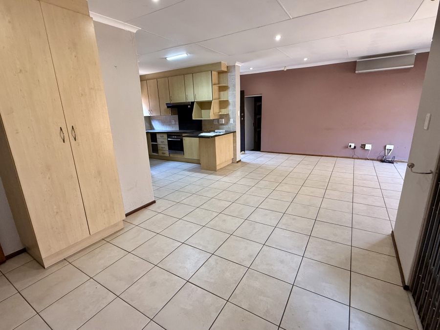 3 Bedroom Property for Sale in Honeydew Manor Gauteng