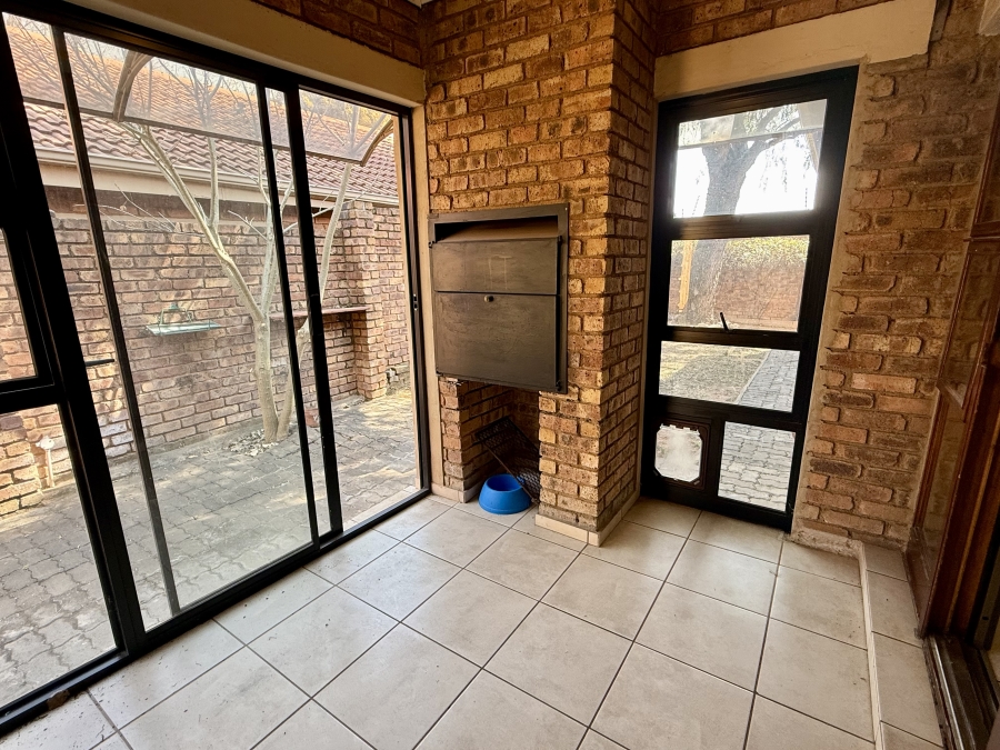 3 Bedroom Property for Sale in Honeydew Manor Gauteng