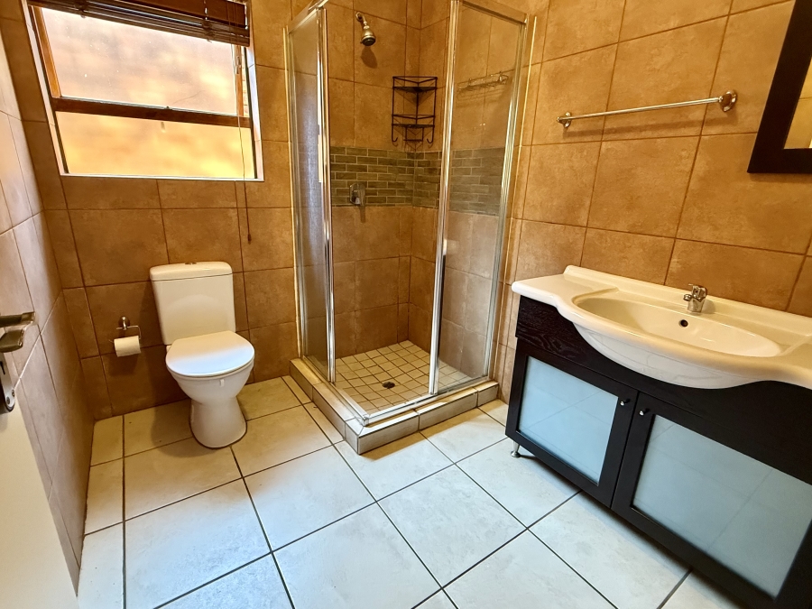 3 Bedroom Property for Sale in Honeydew Manor Gauteng