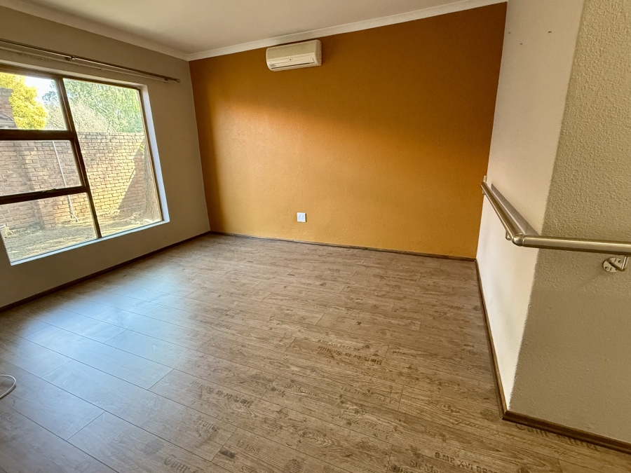 3 Bedroom Property for Sale in Honeydew Manor Gauteng