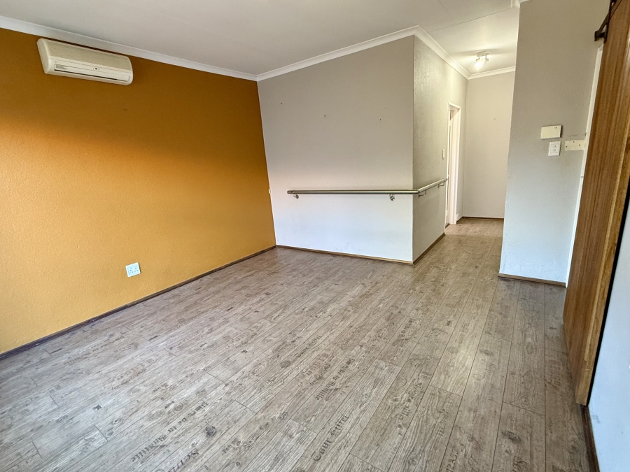 3 Bedroom Property for Sale in Honeydew Manor Gauteng