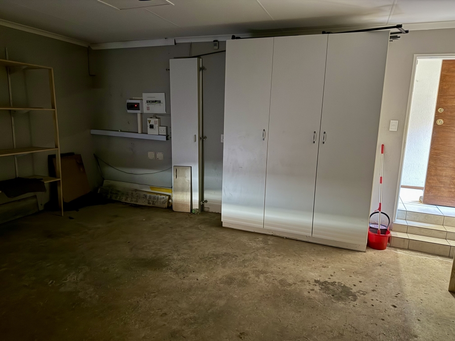 3 Bedroom Property for Sale in Honeydew Manor Gauteng