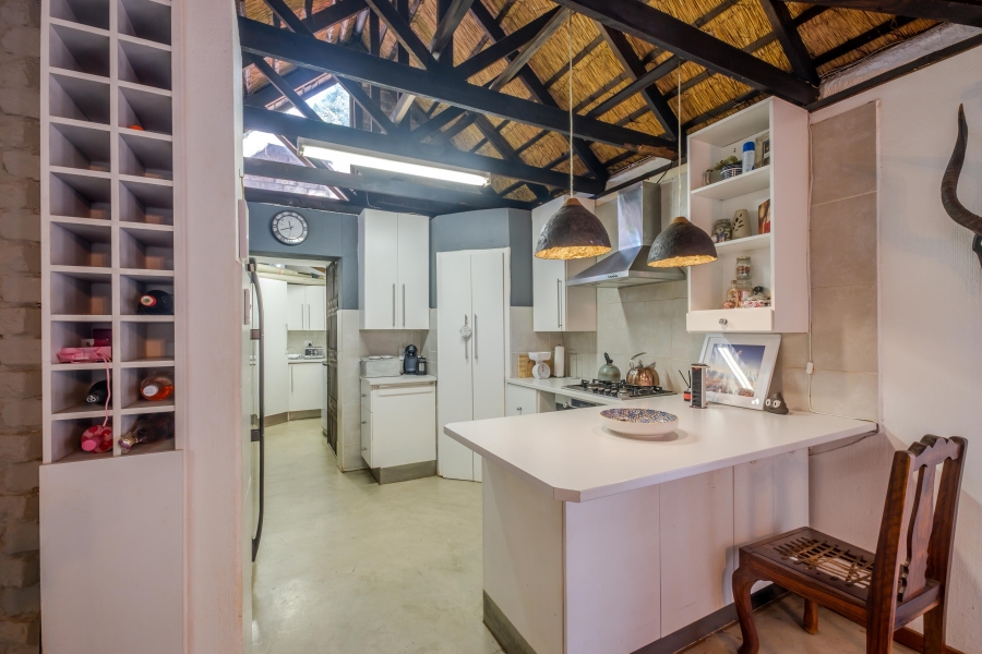 2 Bedroom Property for Sale in Faerie Glen Gauteng