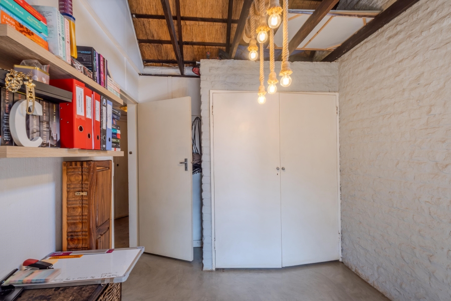 2 Bedroom Property for Sale in Faerie Glen Gauteng