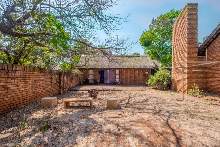 2 Bedroom Property for Sale in Faerie Glen Gauteng