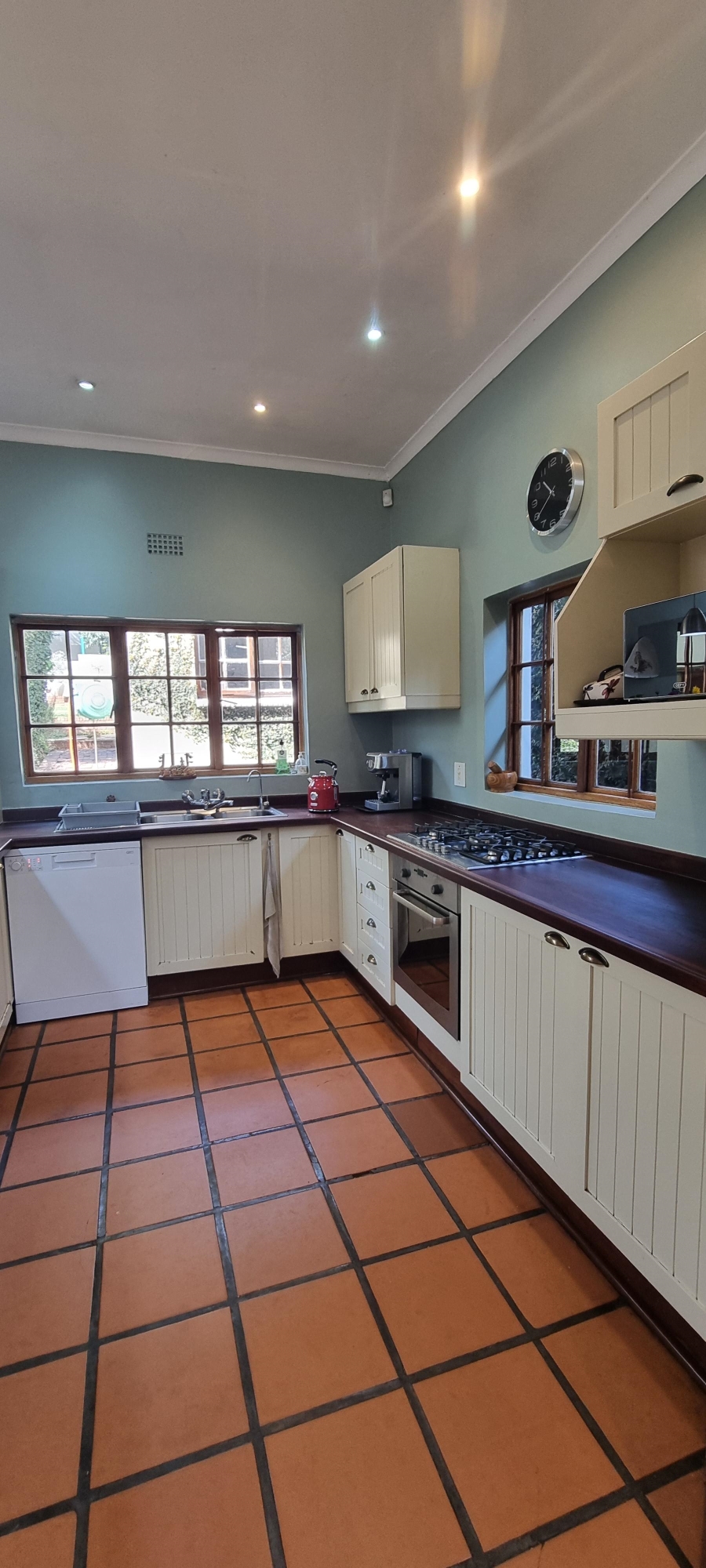 6 Bedroom Property for Sale in Kensington Gauteng
