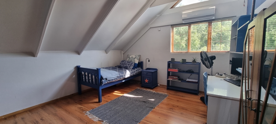 6 Bedroom Property for Sale in Kensington Gauteng