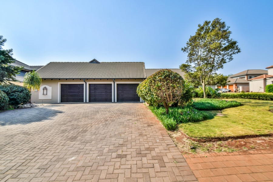 4 Bedroom Property for Sale in Midfield Estate Gauteng