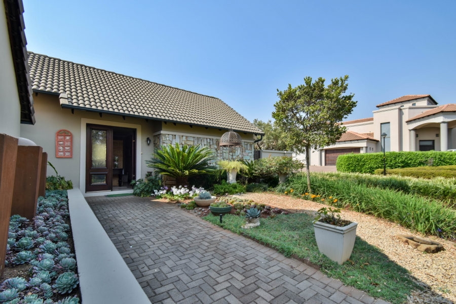 4 Bedroom Property for Sale in Midfield Estate Gauteng