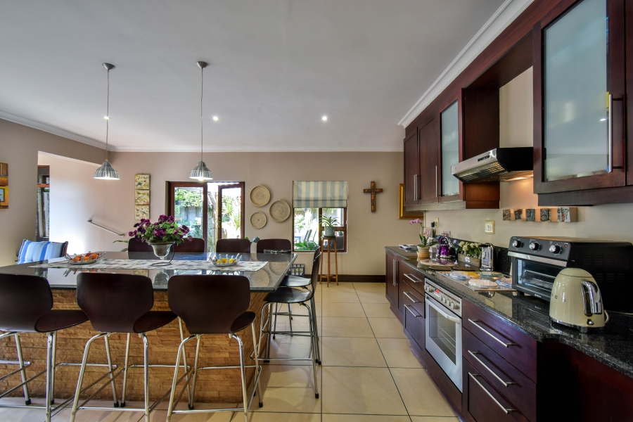 4 Bedroom Property for Sale in Midfield Estate Gauteng