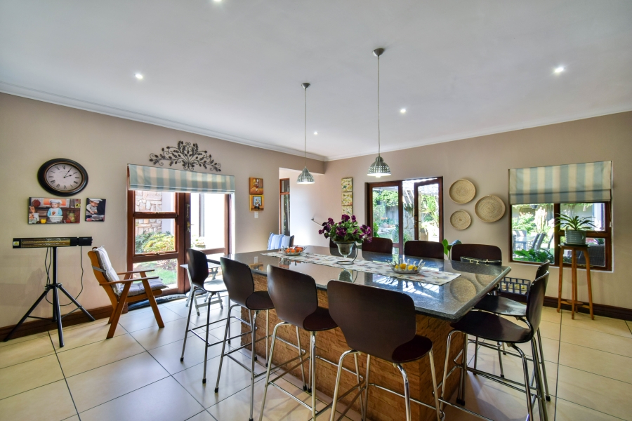 4 Bedroom Property for Sale in Midfield Estate Gauteng