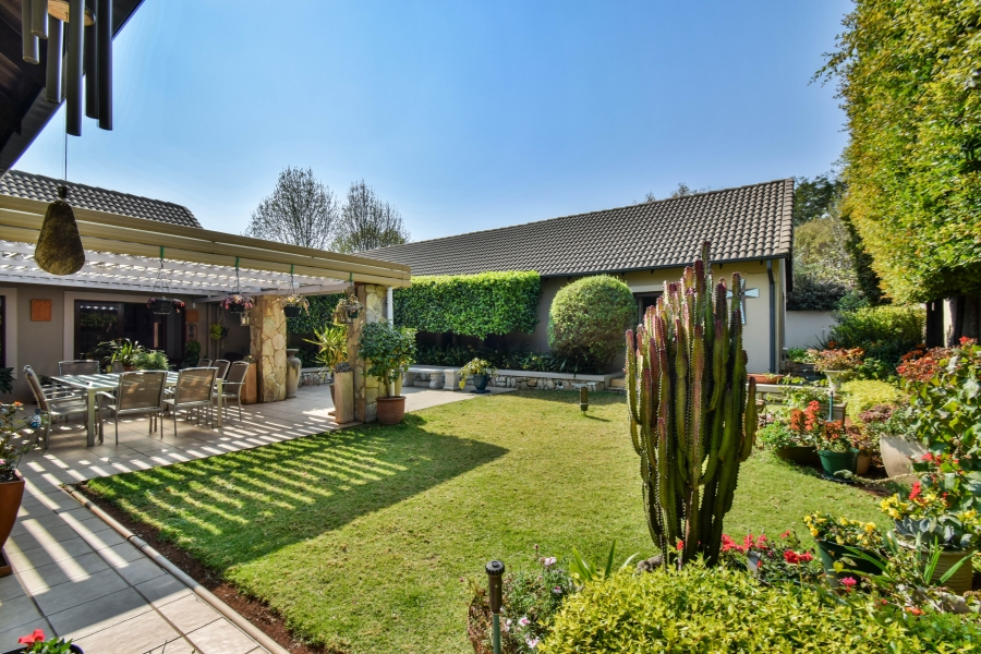 4 Bedroom Property for Sale in Midfield Estate Gauteng