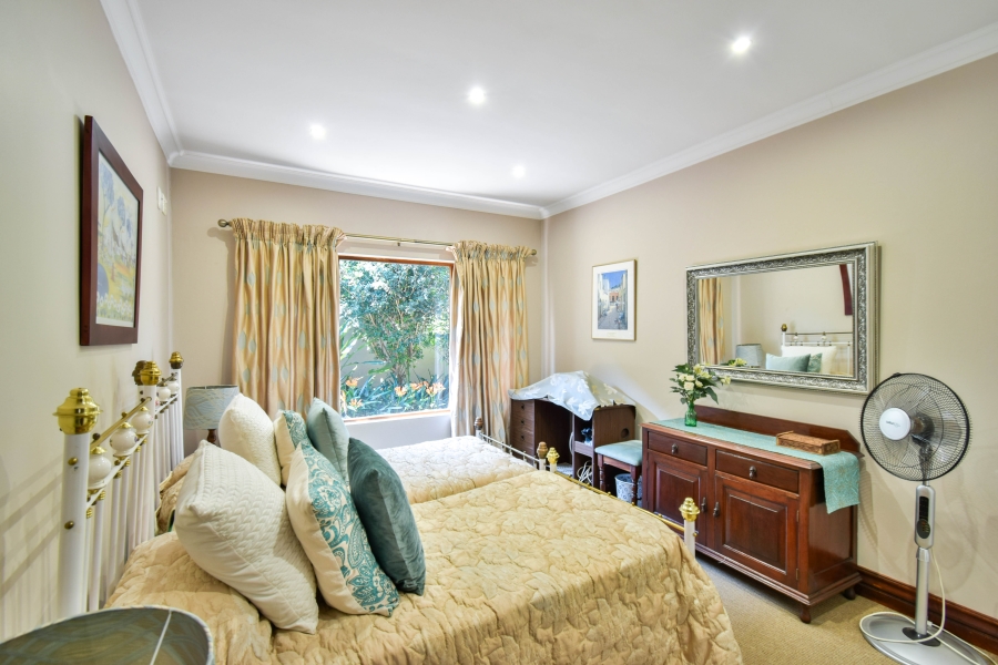 4 Bedroom Property for Sale in Midfield Estate Gauteng