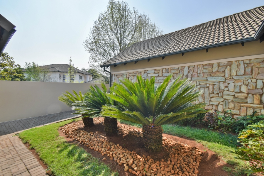 4 Bedroom Property for Sale in Midfield Estate Gauteng