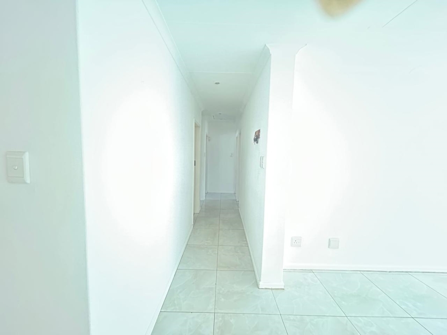 To Let 3 Bedroom Property for Rent in Brummeria Gauteng
