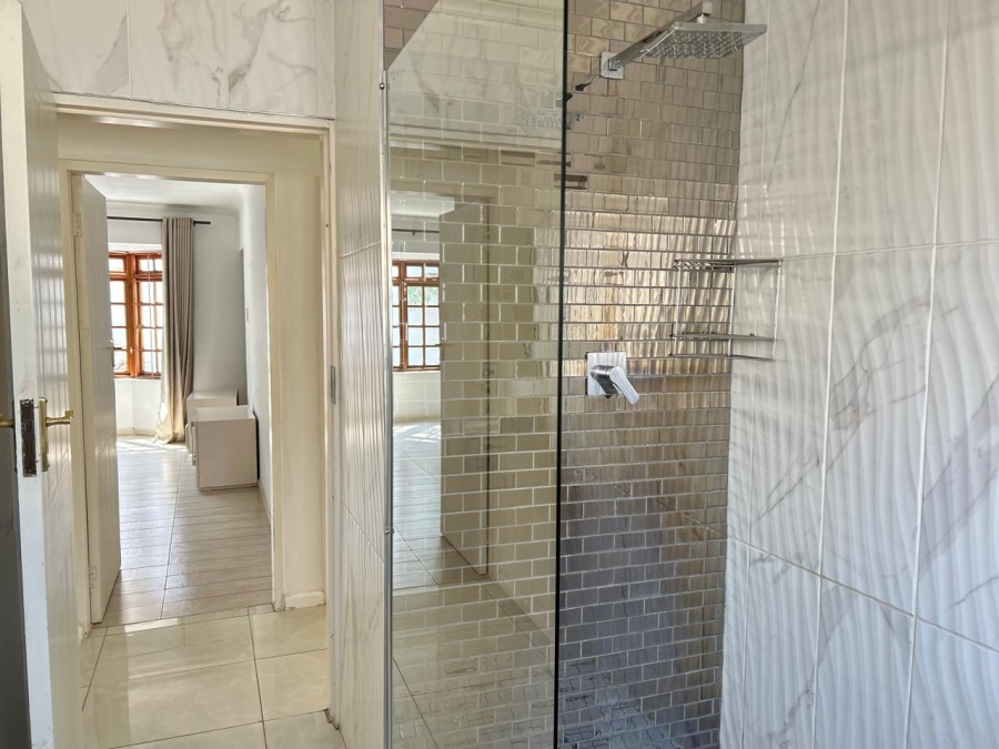 To Let 3 Bedroom Property for Rent in Brummeria Gauteng