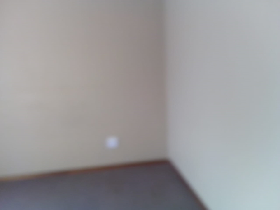 2 Bedroom Property for Sale in Groblerpark Gauteng