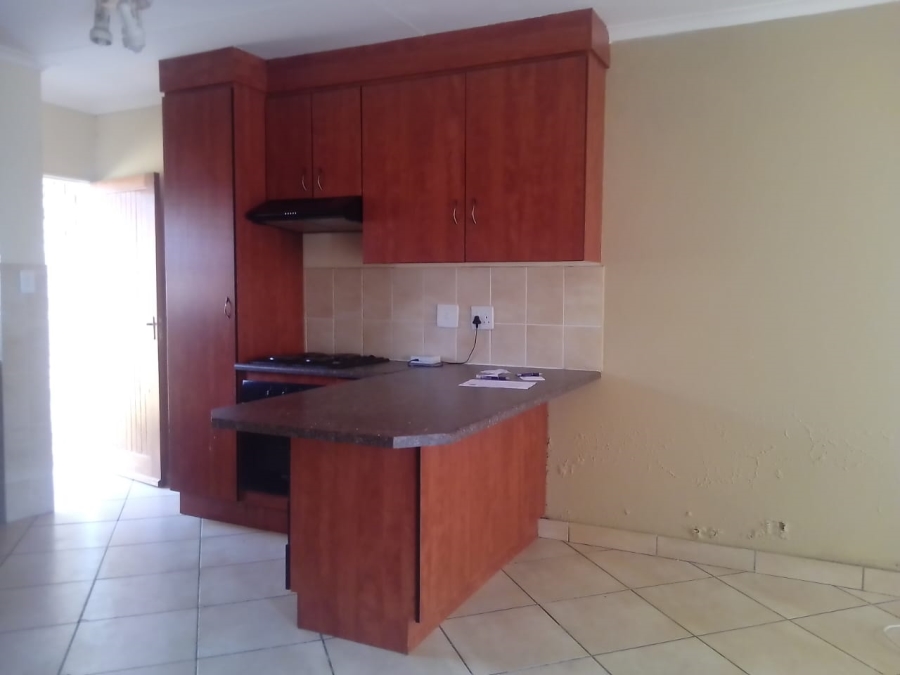 2 Bedroom Property for Sale in Groblerpark Gauteng