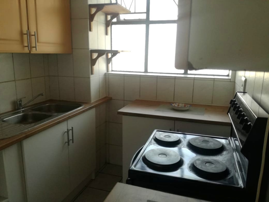 To Let 2 Bedroom Property for Rent in Sunnyside Gauteng