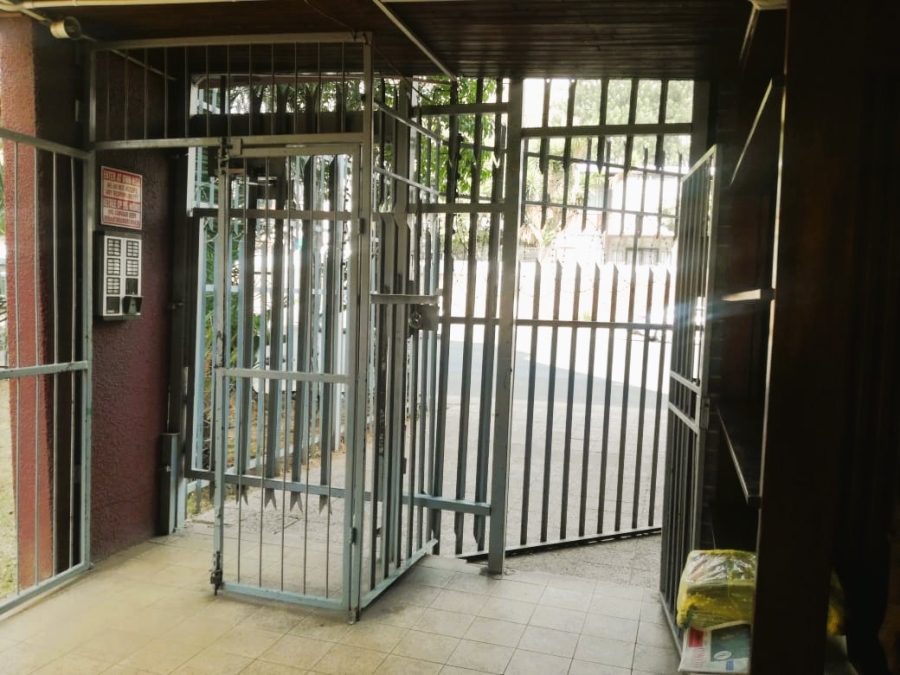 To Let 2 Bedroom Property for Rent in Sunnyside Gauteng