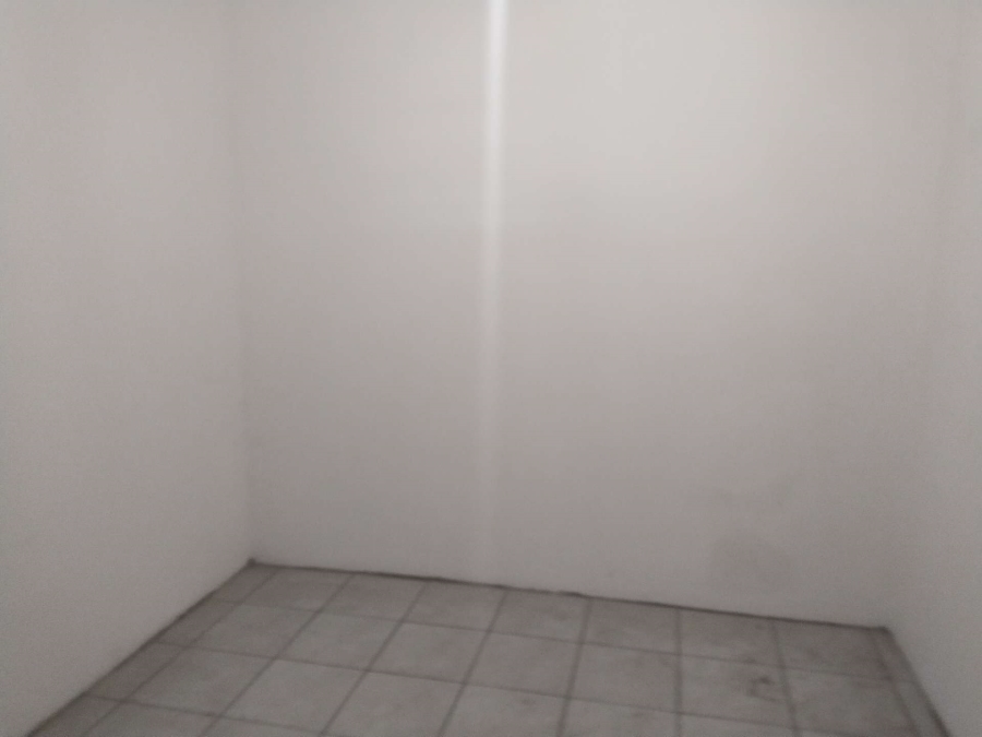 4 Bedroom Property for Sale in Pretoria Gardens Gauteng