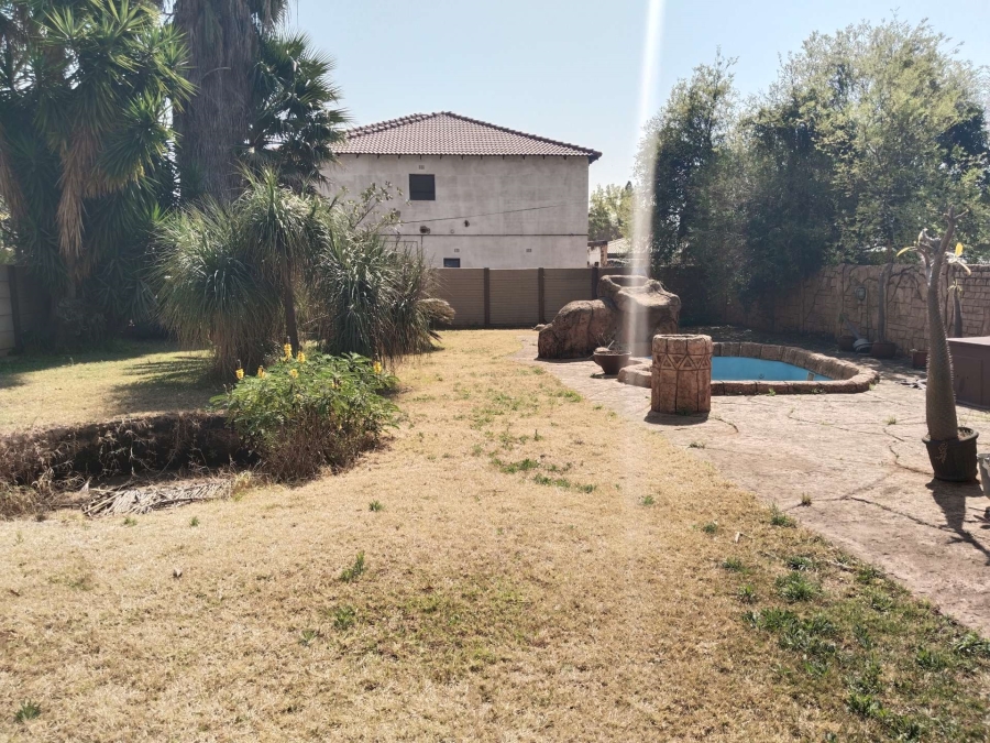 4 Bedroom Property for Sale in Pretoria Gardens Gauteng