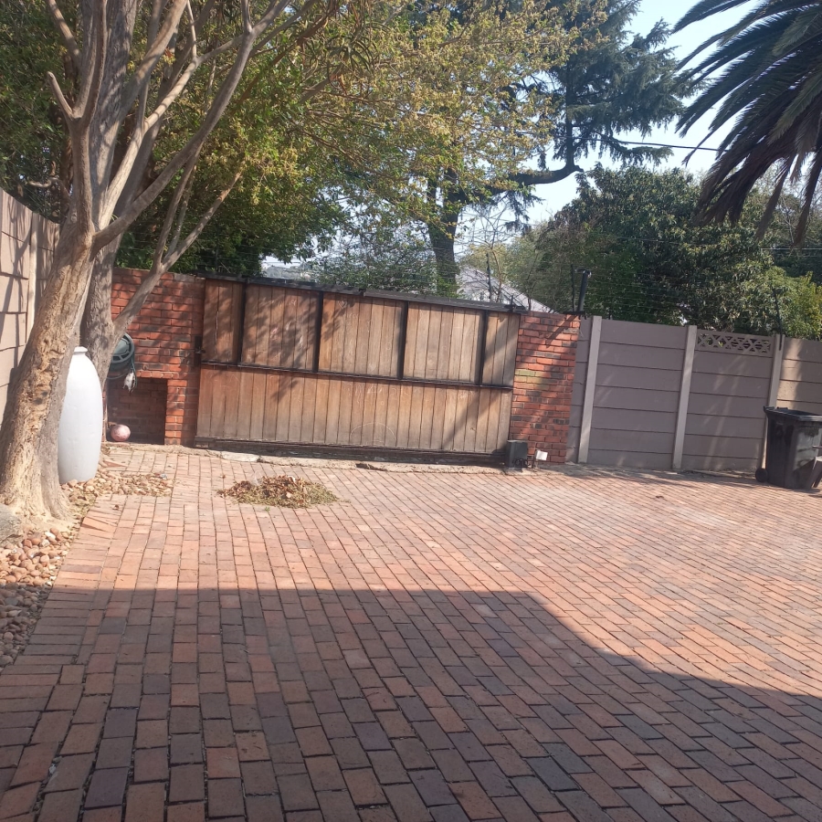 4 Bedroom Property for Sale in Sydenham Gauteng