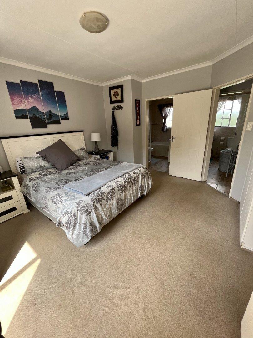 To Let 3 Bedroom Property for Rent in Randpark Ridge Gauteng