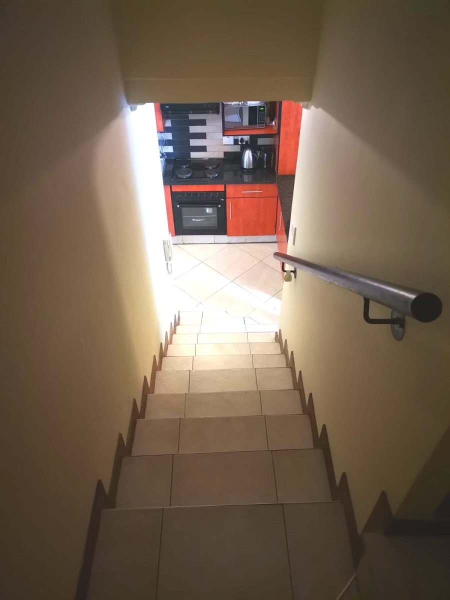 2 Bedroom Property for Sale in Eastleigh Ridge Gauteng