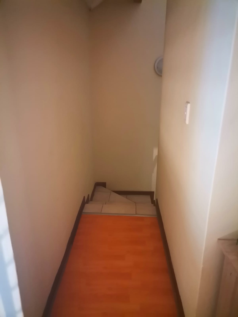 2 Bedroom Property for Sale in Eastleigh Ridge Gauteng