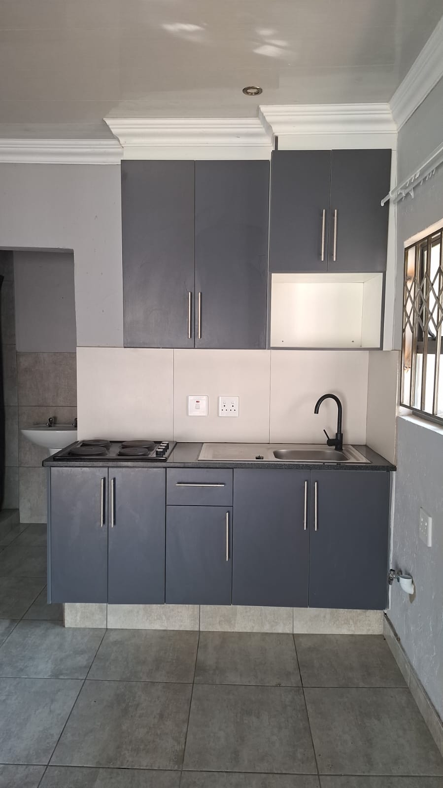 To Let 1 Bedroom Property for Rent in Country View Gauteng