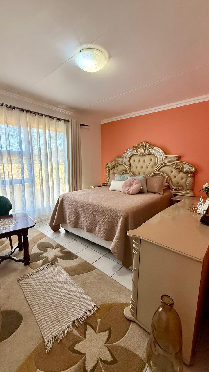 2 Bedroom Property for Sale in Helderwyk Gauteng