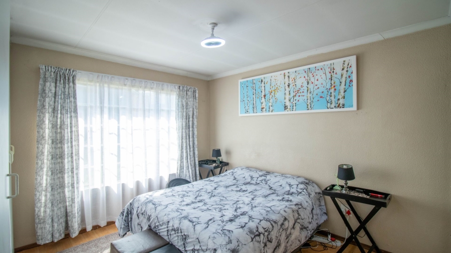 3 Bedroom Property for Sale in Country View Gauteng