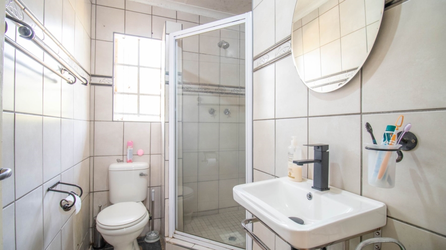 3 Bedroom Property for Sale in Country View Gauteng