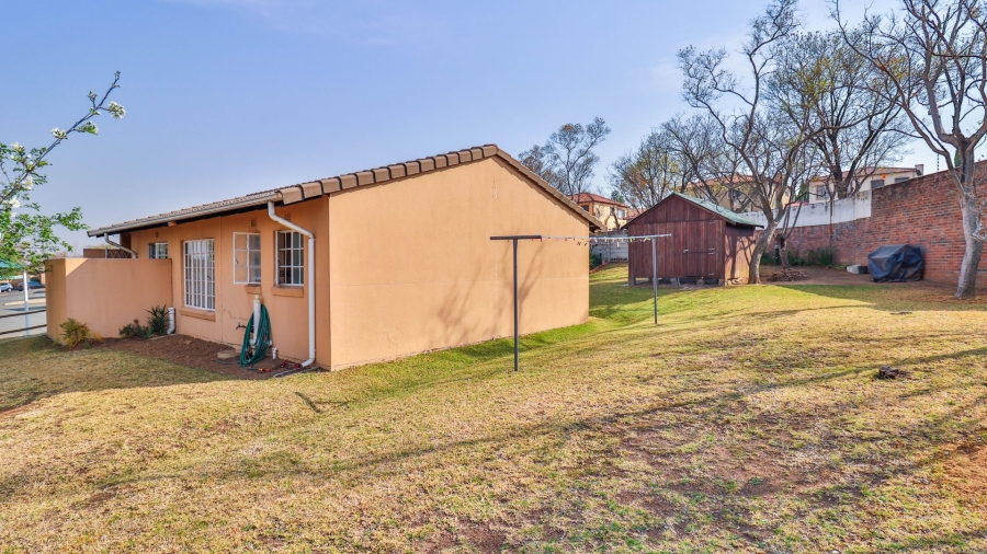 3 Bedroom Property for Sale in Country View Gauteng