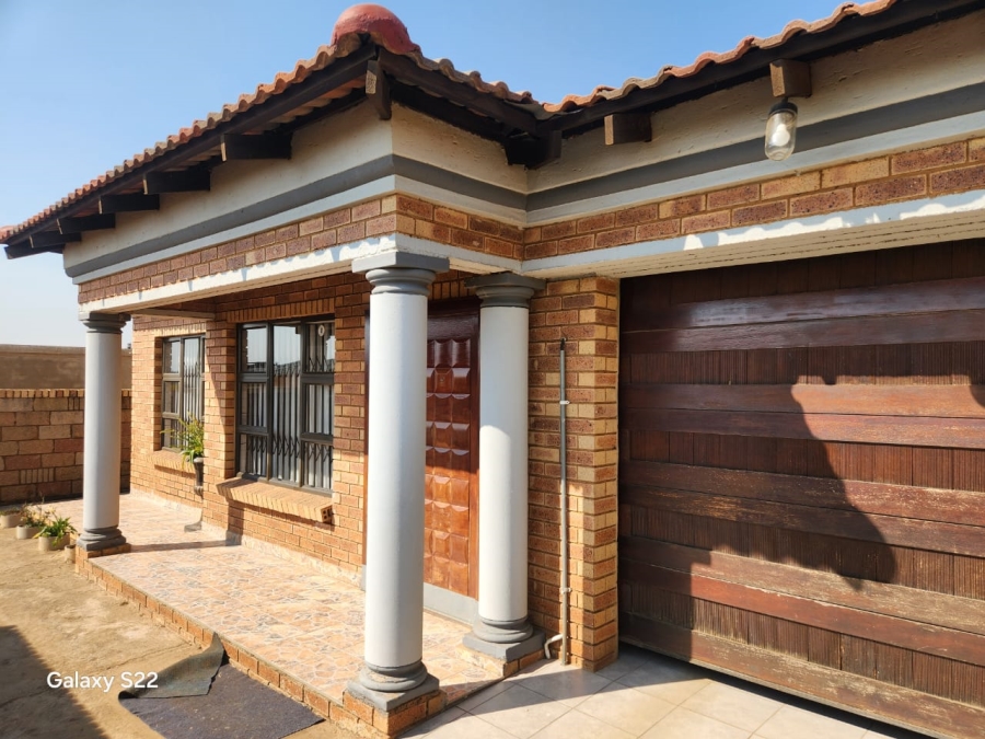2 Bedroom Property for Sale in Geluksdal Ext 2 Gauteng