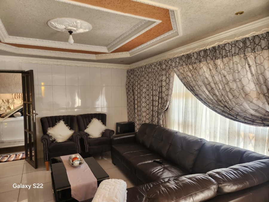 2 Bedroom Property for Sale in Geluksdal Ext 2 Gauteng