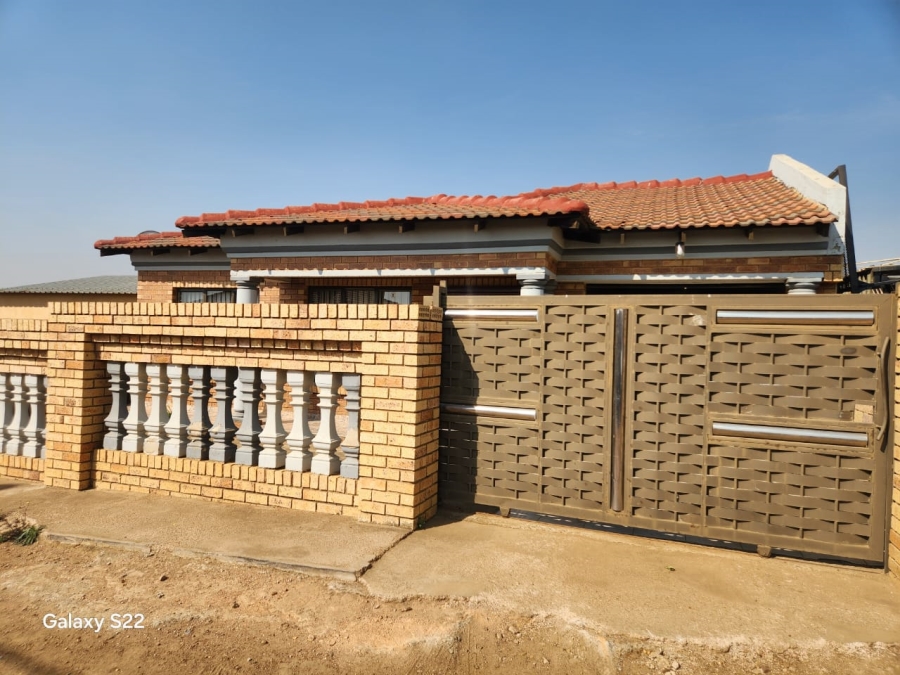 2 Bedroom Property for Sale in Geluksdal Ext 2 Gauteng