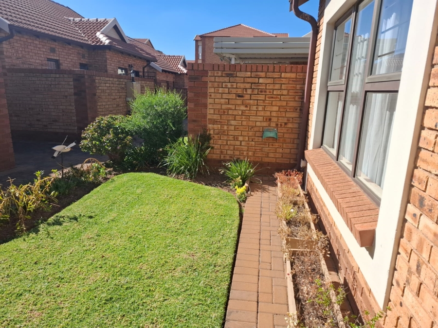 3 Bedroom Property for Sale in Brentwood Gauteng