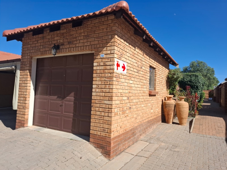 3 Bedroom Property for Sale in Brentwood Gauteng